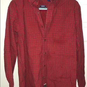 Izod red medium button down